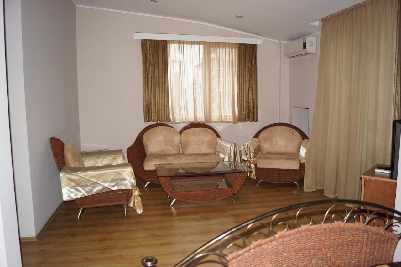 Iar Hotel Μπατούμι Εξωτερικό φωτογραφία