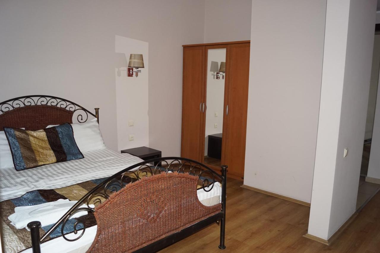 Iar Hotel Μπατούμι Εξωτερικό φωτογραφία