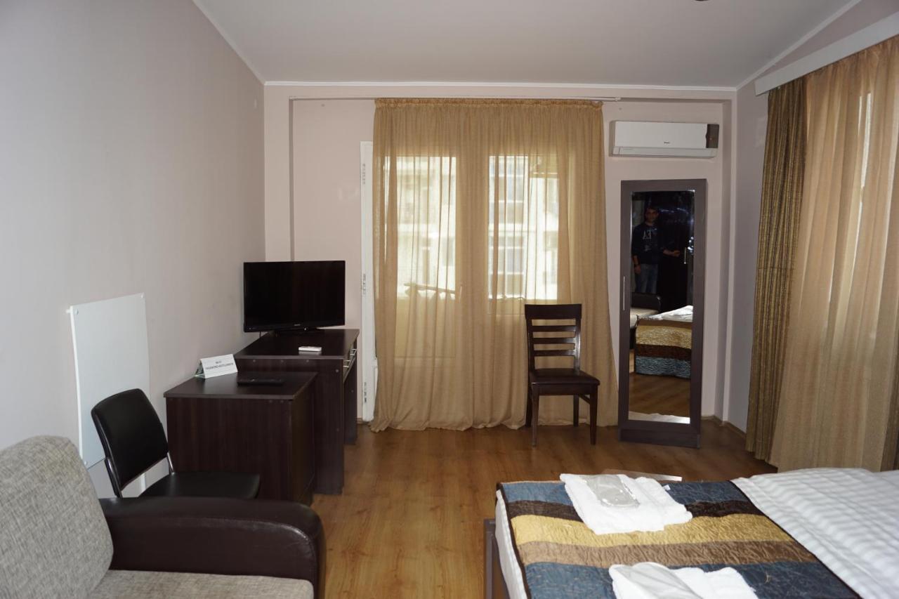 Iar Hotel Μπατούμι Εξωτερικό φωτογραφία