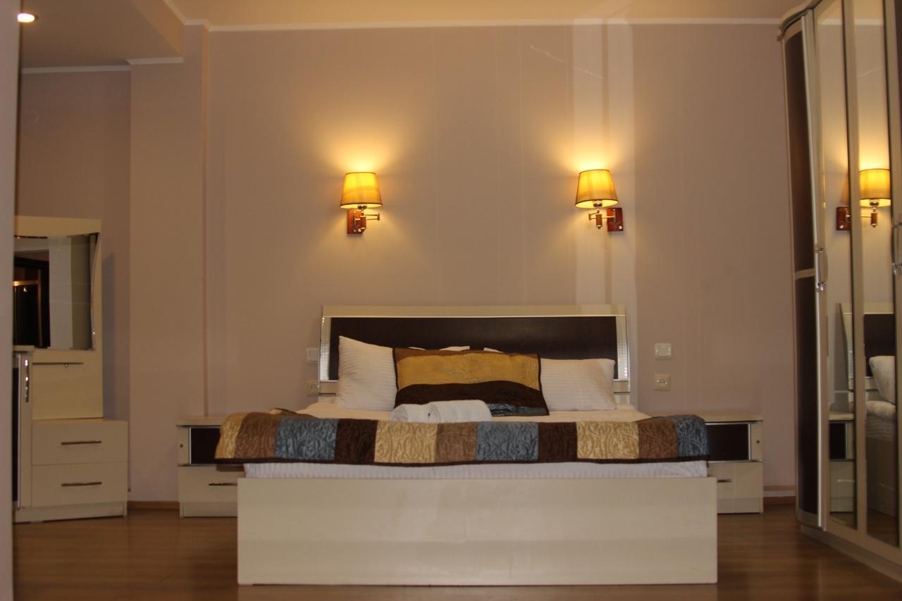 Iar Hotel Μπατούμι Εξωτερικό φωτογραφία