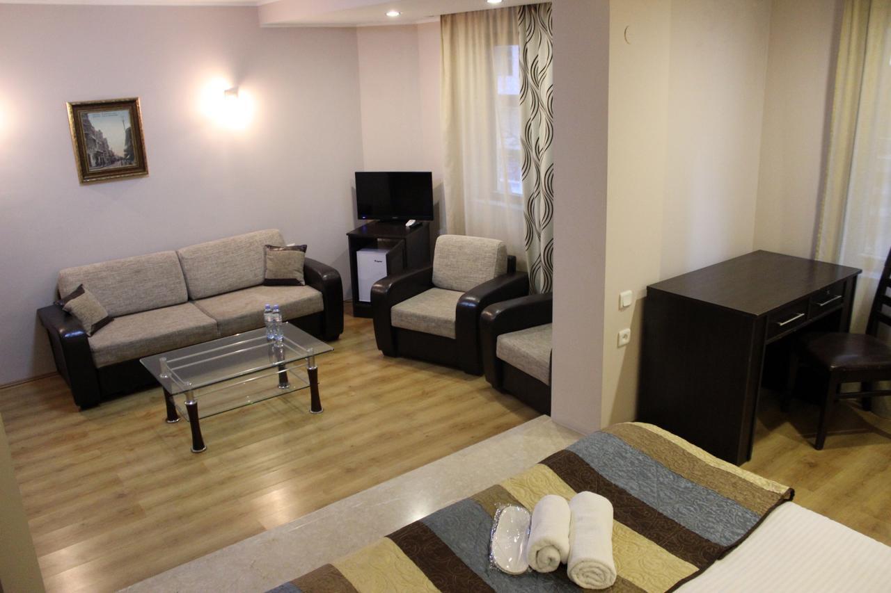 Iar Hotel Μπατούμι Εξωτερικό φωτογραφία