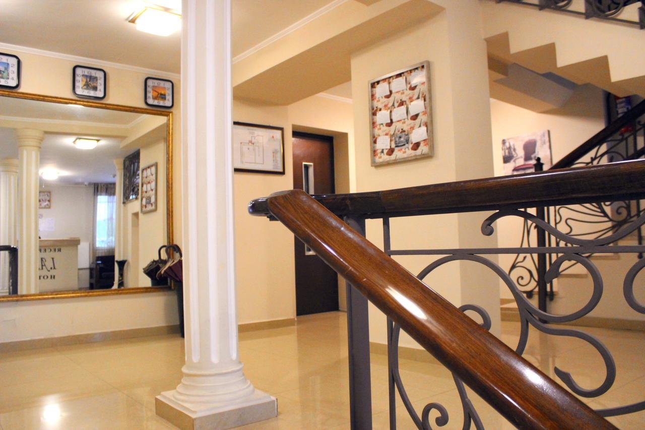 Iar Hotel Μπατούμι Εξωτερικό φωτογραφία
