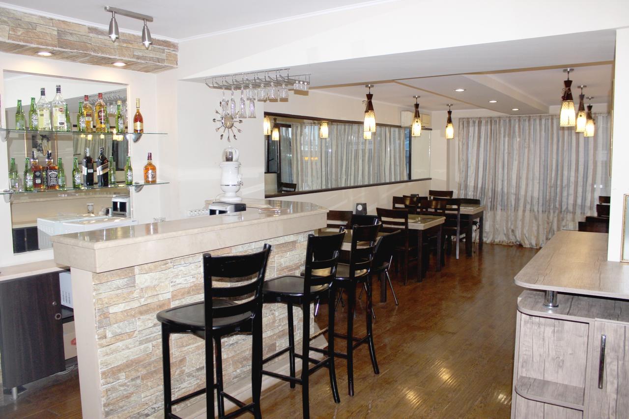 Iar Hotel Μπατούμι Εξωτερικό φωτογραφία