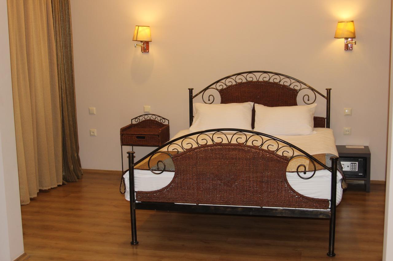 Iar Hotel Μπατούμι Εξωτερικό φωτογραφία